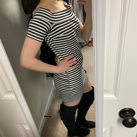 Striped Boatneck Mini Dress - Picture 2 of 6